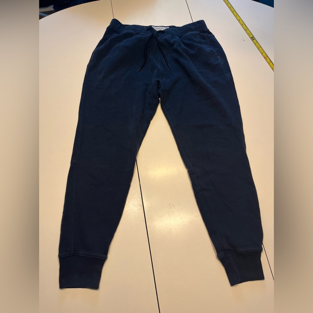 Abercrombie and Fitch women’s navy blue sweats joggers soft A & F soft fleece